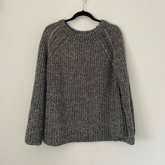 mo:vint Knit Grey Sweater with Balloon Sleeves - Picture 5 of 5